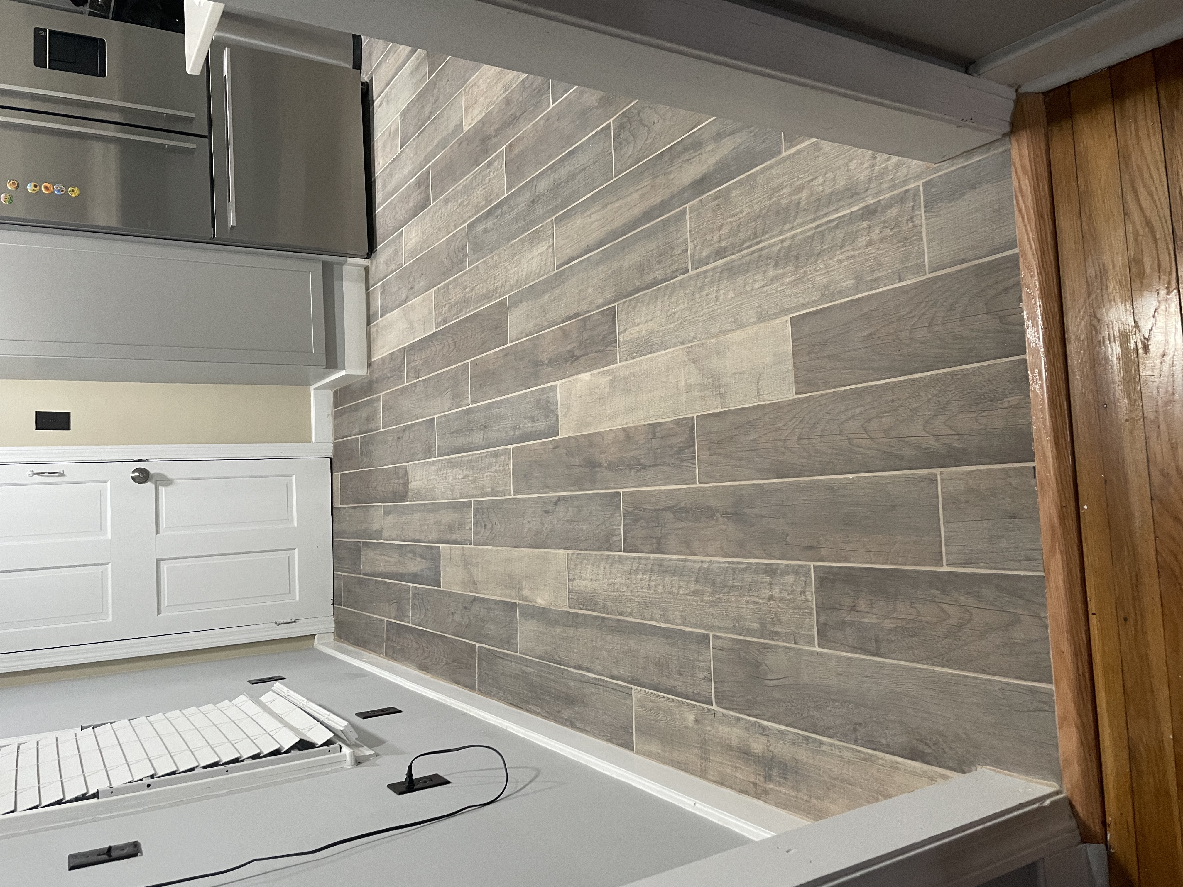 description of picture 2