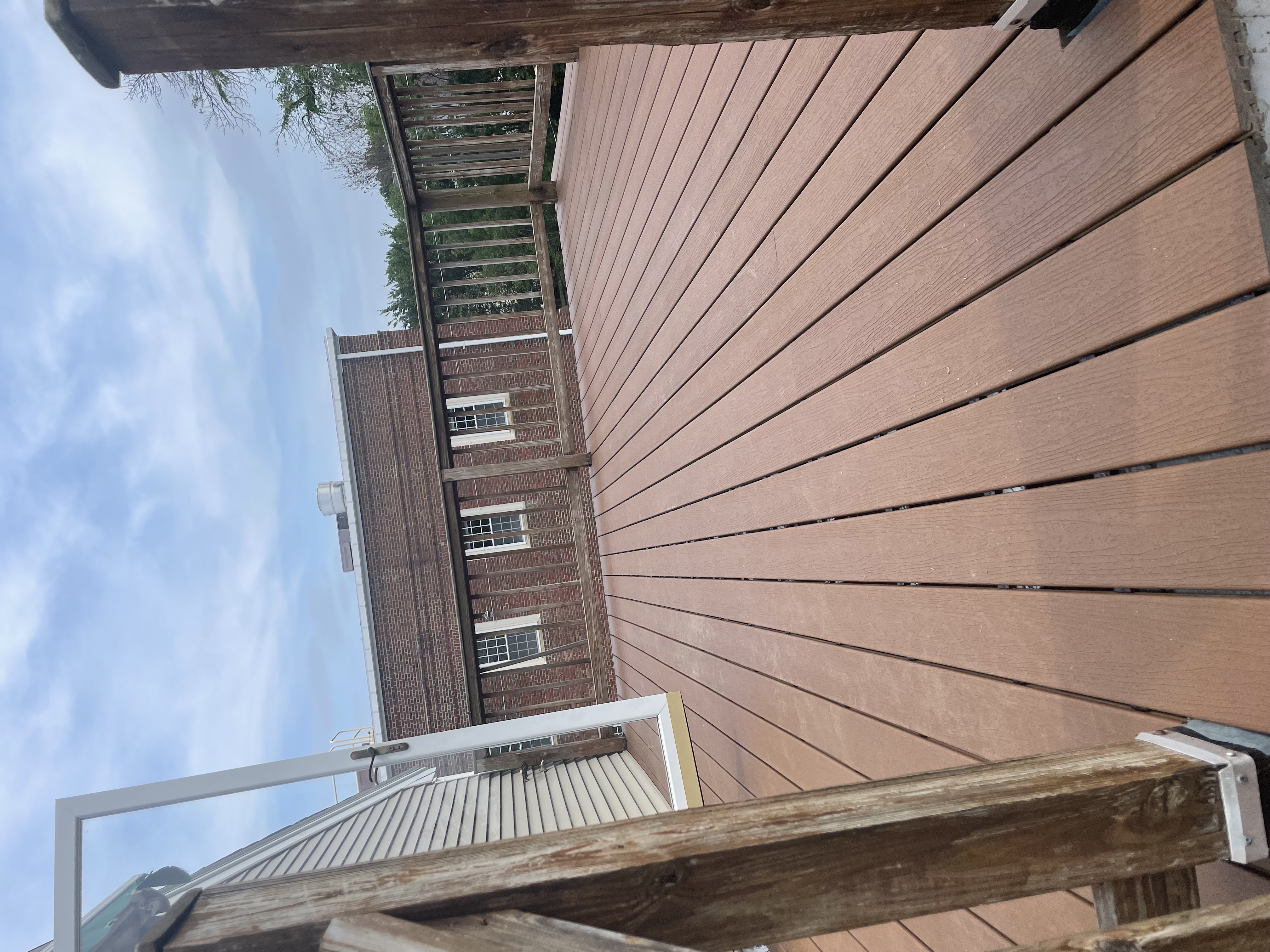 description of picture 10